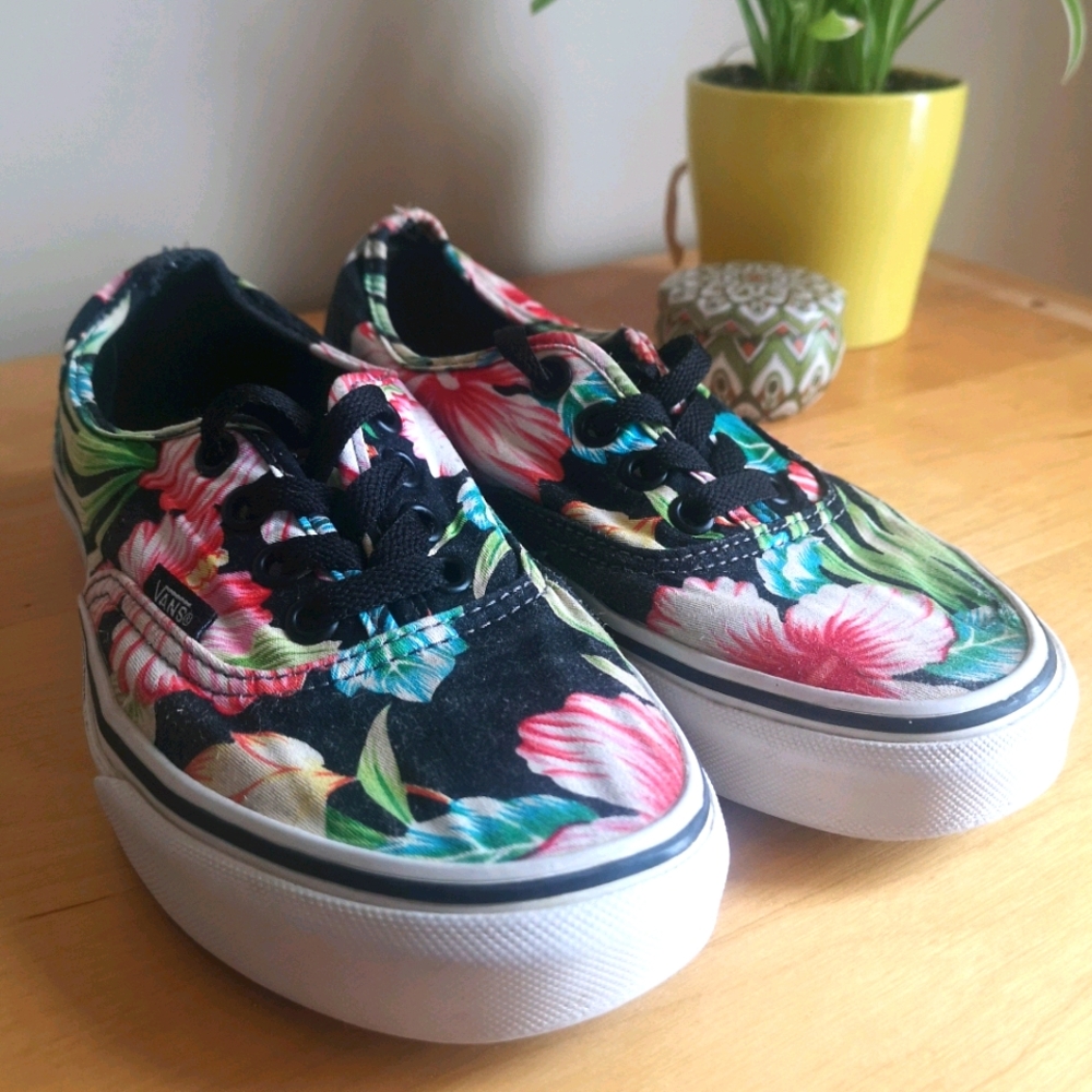 Vans Authentic Hawaiian Floral Black Shoes